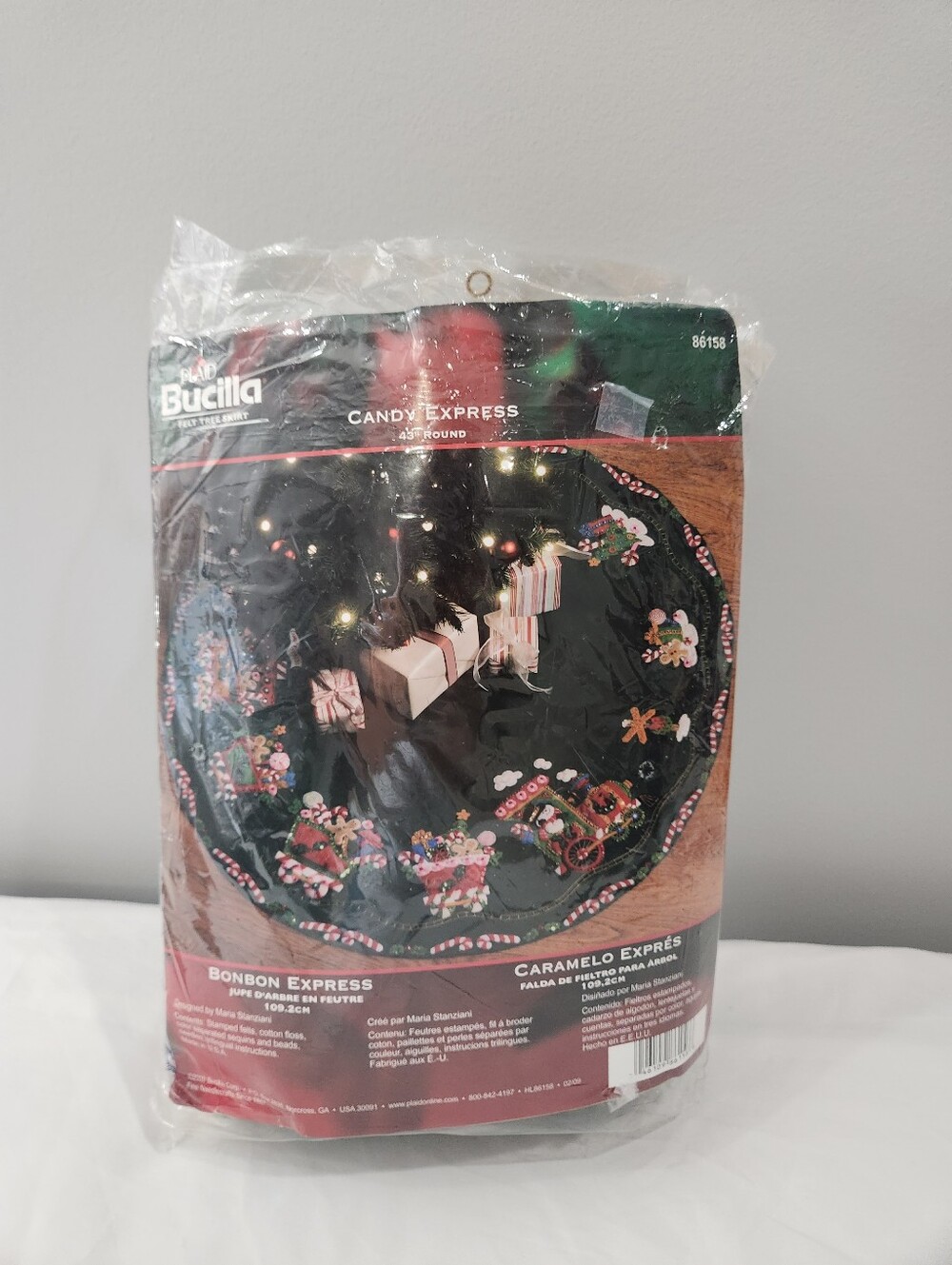 OPEN BAG Bucilla Felt Christmas Tree Skirt Kit Candy Express 86158 HTF 43" NOS
